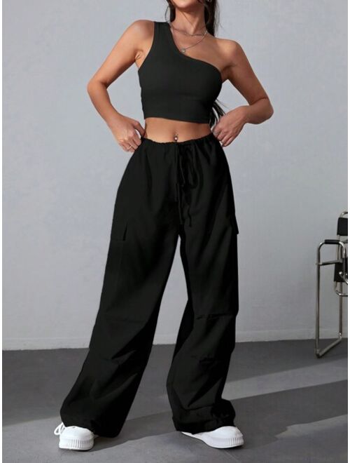 SHEIN EZwear One Shoulder Crop Top & Flap Pocket Side Drawstring Waist Cargo Pants