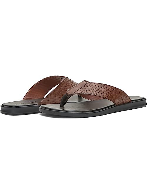 Vince Camuto Waylyn Leather Thong Sandal