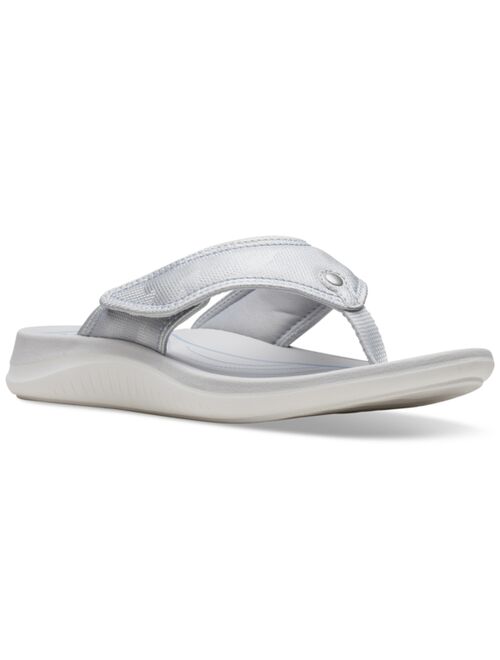 Clarks Women's Cloudsteppers Glide Post Comfort Sandals