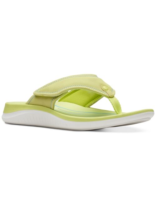 Clarks Women's Cloudsteppers Glide Post Comfort Sandals