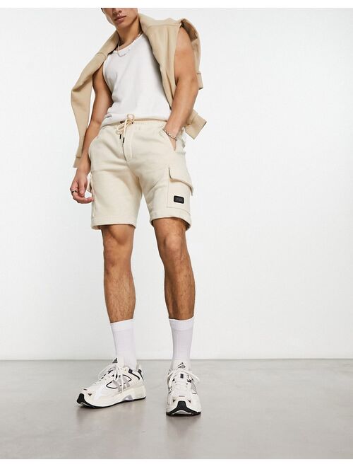 Jack & Jones Intelligence cargo jersey short in beige