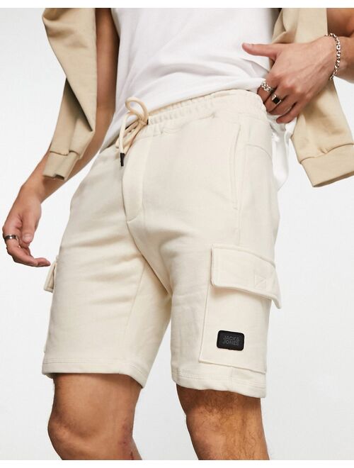 Jack & Jones Intelligence cargo jersey short in beige