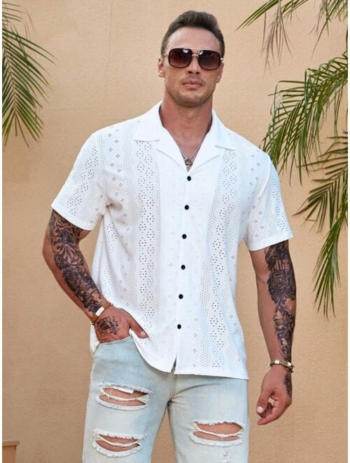 Manfinity Homme Men Eyelet Embroidery Button Up Lapel Neck Shirt