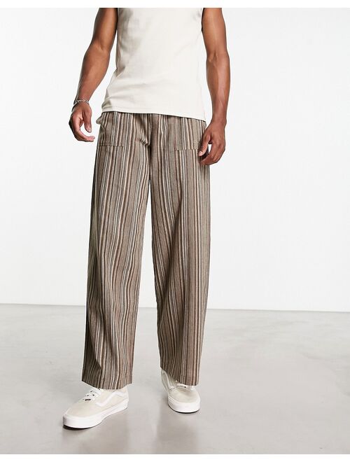 COLLUSION textured pants in brown