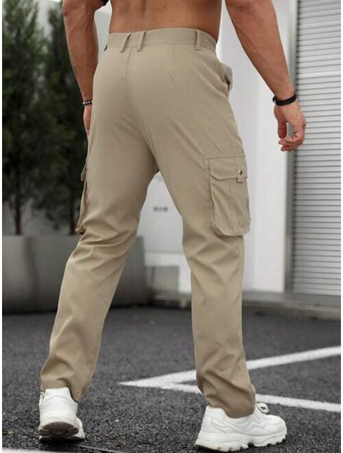 Manfinity LEGND Men Flap Pocket Side Cargo Pants