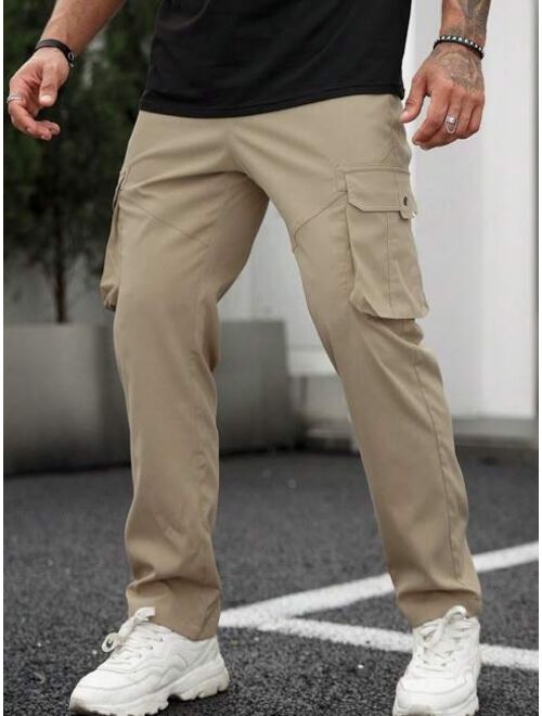 Manfinity LEGND Men Flap Pocket Side Cargo Pants