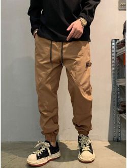 Manfinity Hypemode Men Patched Detail Drawstring Waist Pants