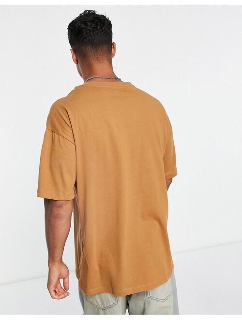 New Look oversized T-shirt in tan