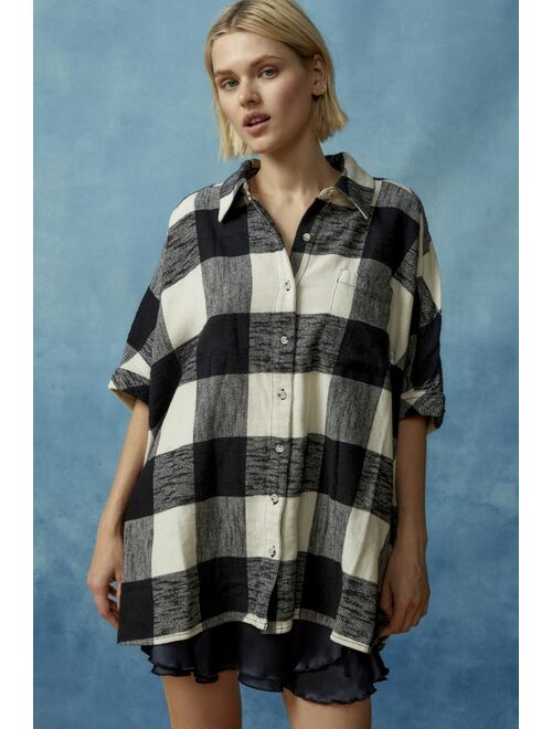 BDG Head Over Heels Flannel Short Sleeve Button-Down Shirt