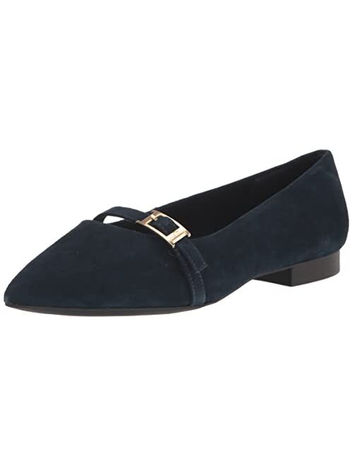 Bella Vita Women's Evanna Ballet Flat