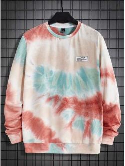 SHEIN Manfinity Hypemode Men Tie Dye Slogan Patched Detail Sweatshirt