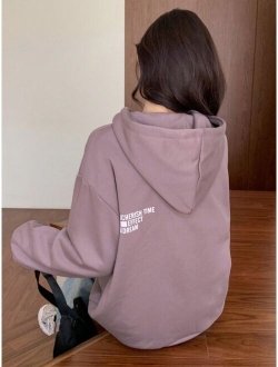 Letter Graphic Drop Shoulder Drawstring Hoodie