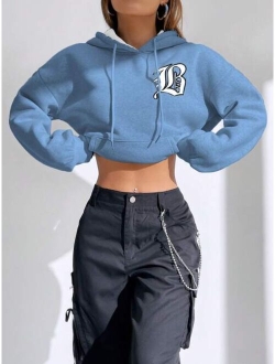 EZwear Letter Graphic Drop Shoulder Drawstring Crop Hoodie