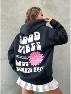 Qutie Floral Slogan Graphic Drop Shoulder Drawstring Hoodie