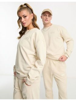 Unisex Trev sweatshirt with seam detail in oatmeal