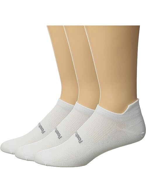 Feetures High Performance Ultra Light No Show Tab 3-Pair Pack