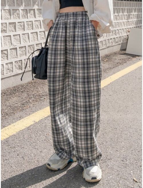 DAZY Plaid Slant Pocket Pants