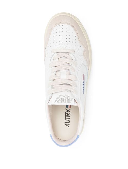 Autry logo-patch low-top sneakers