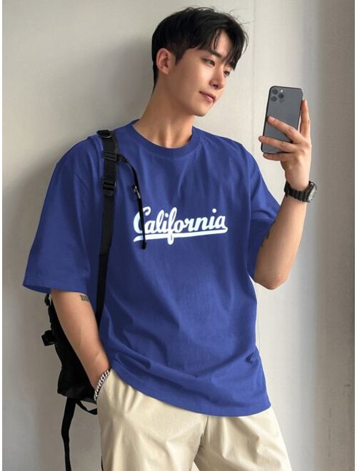 DAZY Men Cotton Letter Graphic Drop Shoulder Tee