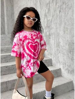 SHEIN Kids Cooltwn Girls Tie Dye Heart Print Drop Shoulder Tee