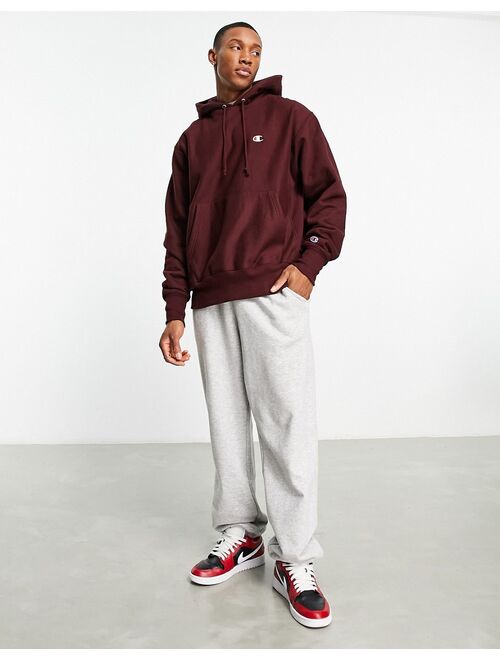 Champion small logo hoodie in burgundy