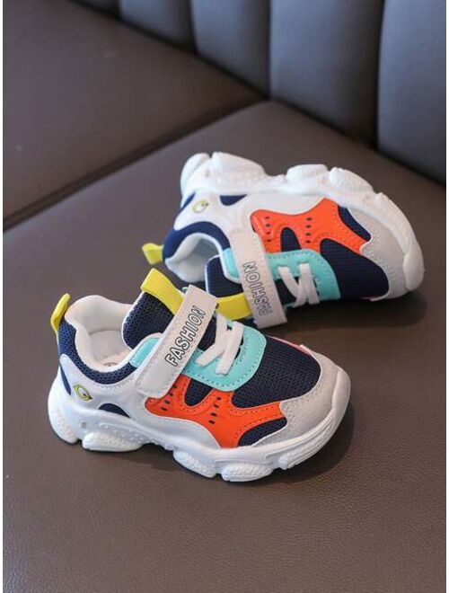 Shein 1pair Boys Color Block Mesh Panel Design Hook-and-loop Fastener Breathable Sneakers For Outdoor