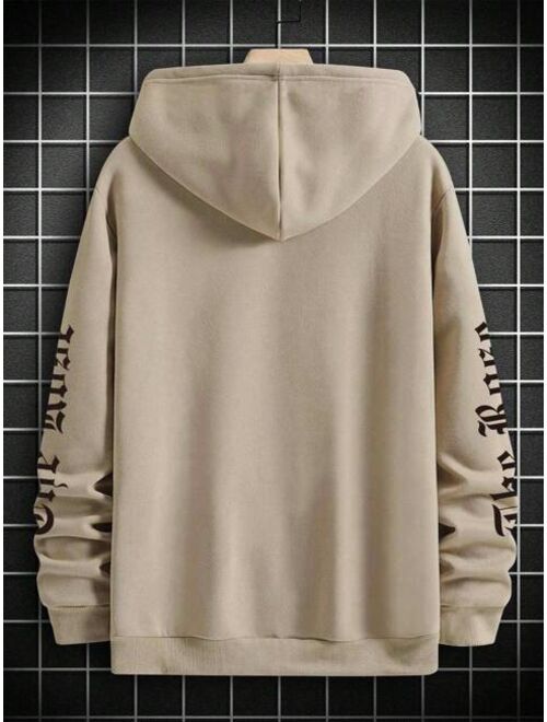 Manfinity Homme Men Plus Floral Letter Graphic Kangaroo Pocket Drawstring Hoodie