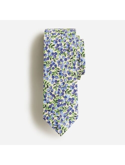 Italian silk tie in fruit print