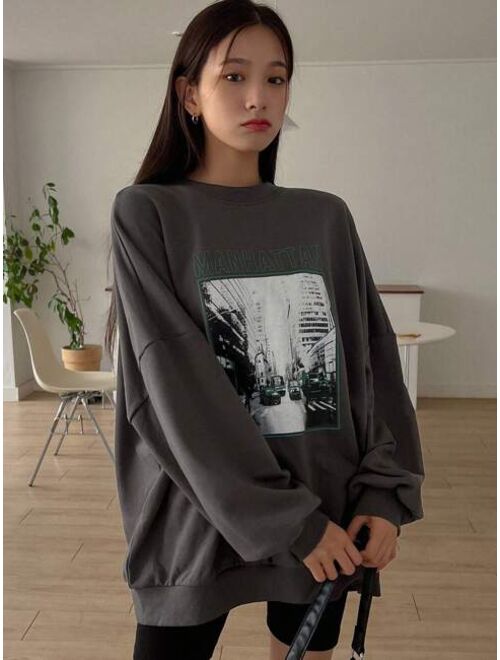 DAZY Building Letter Graphic Drop Shoulder Sweatshirt