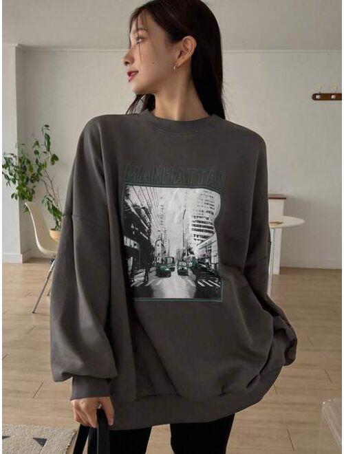 DAZY Building Letter Graphic Drop Shoulder Sweatshirt