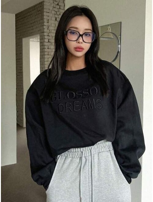 DAZY Slogan Embroidery Drop Shoulder Oversized Pullover