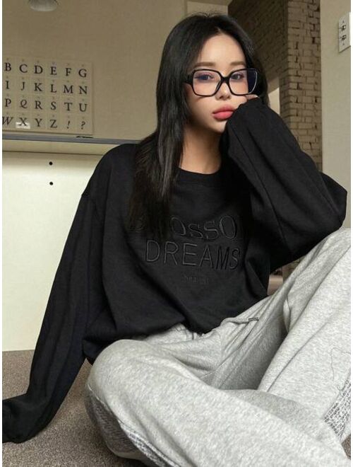 DAZY Slogan Embroidery Drop Shoulder Oversized Pullover