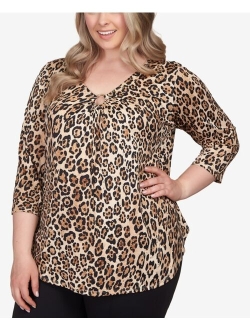 Plus Size Cheetah O-Ring Dew Drop Accent Top