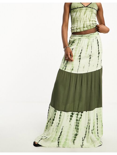 Daisy Street pleated maxi skirt in khaki tie dye - part of a set