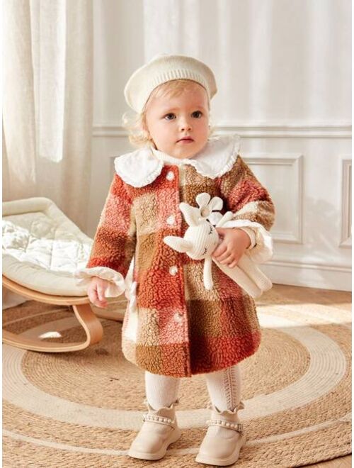 SHEIN Baby Girl 1pc Plaid Pattern Peter Pan Collar Floral Appliques Teddy Coat