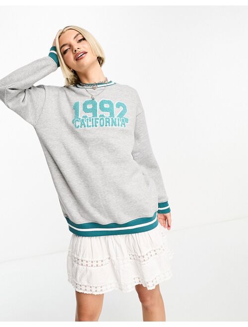 Daisy Street boxy sweatshirt with 1992 graphic