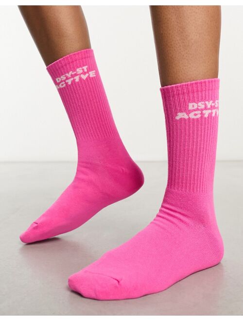 Daisy Street Active Neon socks in pink