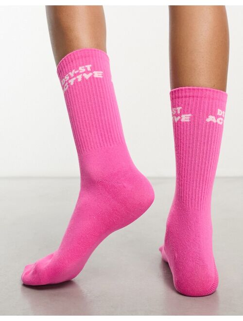 Daisy Street Active Neon socks in pink