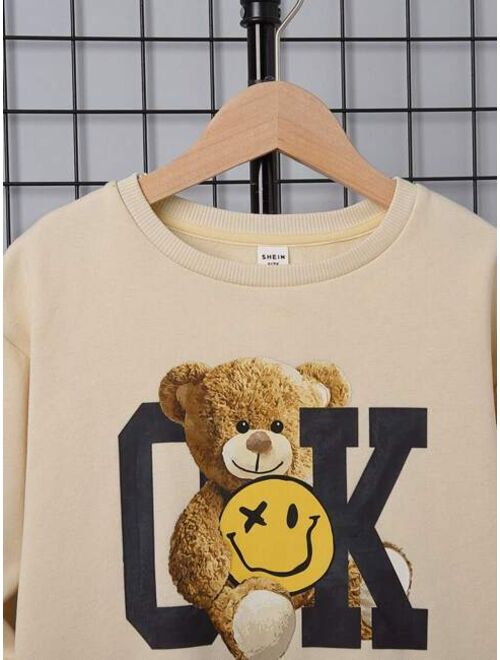 SHEIN Kids QTFun Tween Boy Bear Letter Graphic Drop Shoulder Pullover