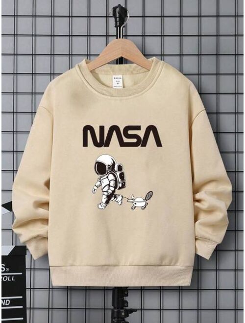 Tween Boy Astronaut Letter Graphic Thermal Lined Pullover