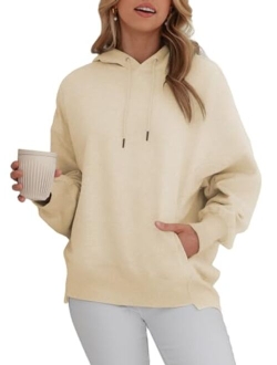 BLENCOT Women Oversized Hoodies Long Sleeve Drop Shoulder Fleece Workout Drawstring Sweatshirts Fall Tops Trendy Pullover