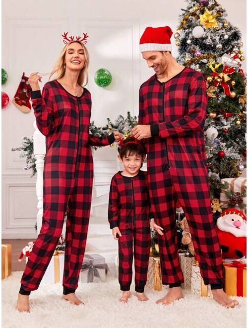 Shein 1pc Family Matching Buffalo Plaid & Christmas Print Sleep Jumpsuit