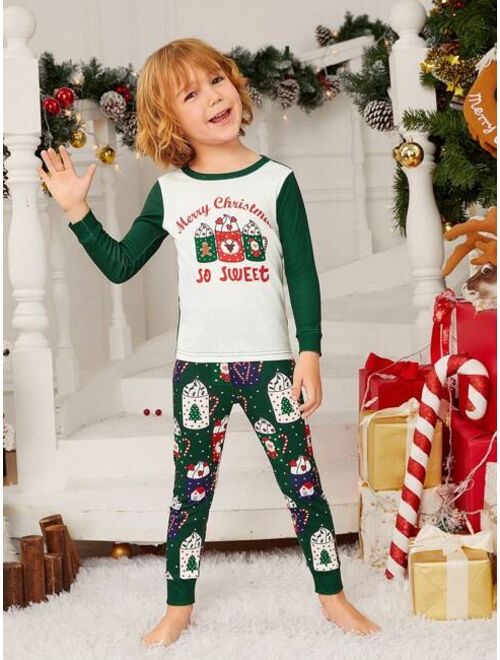 Shein Young Boy 1pc Christmas Print Tee & 1pc Pants PJ Set