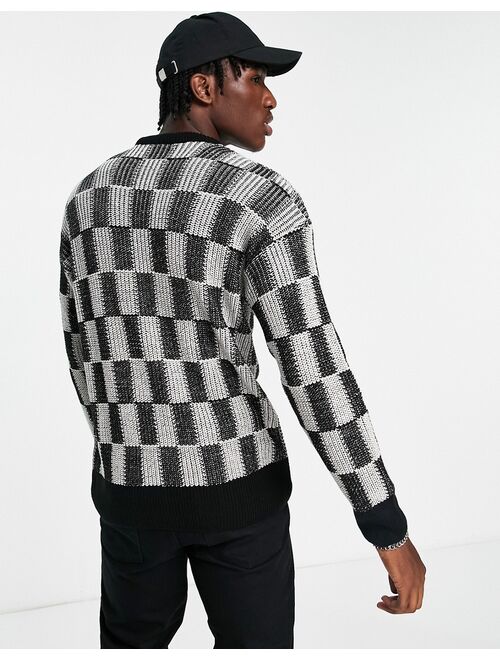 New Look relaxed fit checkerboard sweater in black