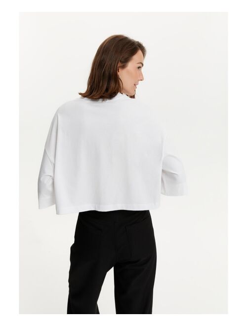 NOCTURNE Women's Oversized Crop T-Shirt