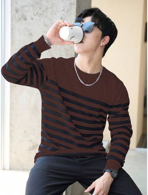 Manfinity Hypemode Men Striped Pattern Sweater