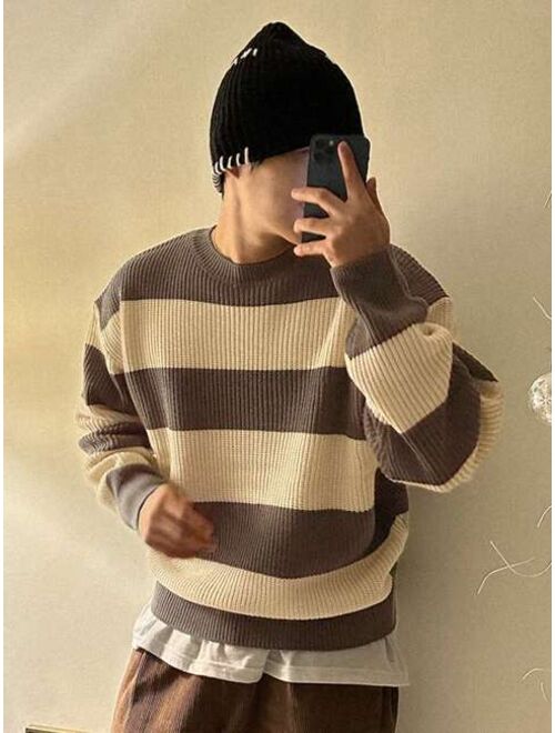 DAZY Men 1pc Two Tone Drop Shoulder Sweater