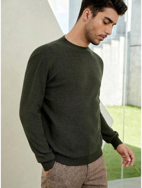 Manfinity Homme Men Solid Round Neck Sweater