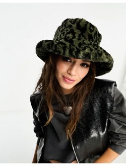 animal print faux fur bucket hat