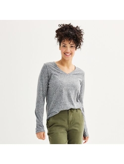 Everyday V-Neck Long Sleeve Tee